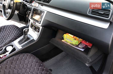 Купе Volkswagen CC / Passat CC 2011 в 