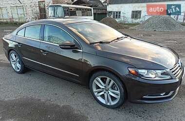 Купе Volkswagen CC / Passat CC 2012 в Косове