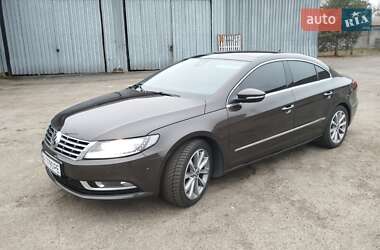 Купе Volkswagen CC / Passat CC 2013 в 