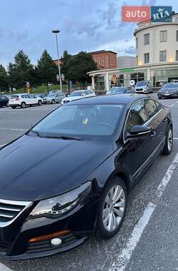 Купе Volkswagen CC / Passat CC 2011 в Львові