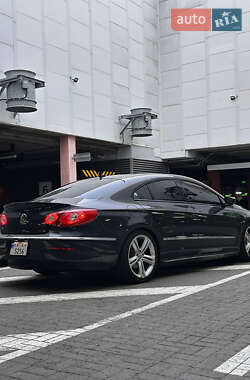 Купе Volkswagen CC / Passat CC 2011 в 