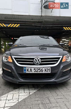 Купе Volkswagen CC / Passat CC 2011 в 