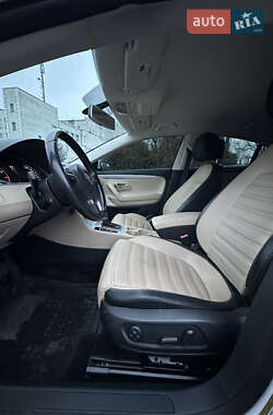 Купе Volkswagen CC / Passat CC 2012 в 