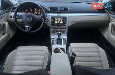 Купе Volkswagen CC / Passat CC 2012 в 