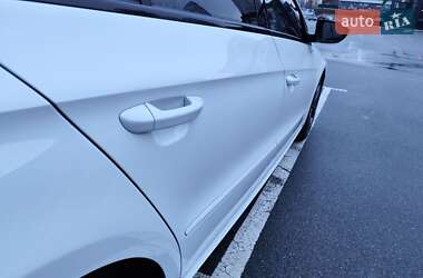 Купе Volkswagen CC / Passat CC 2015 в 