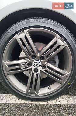Купе Volkswagen CC / Passat CC 2015 в 