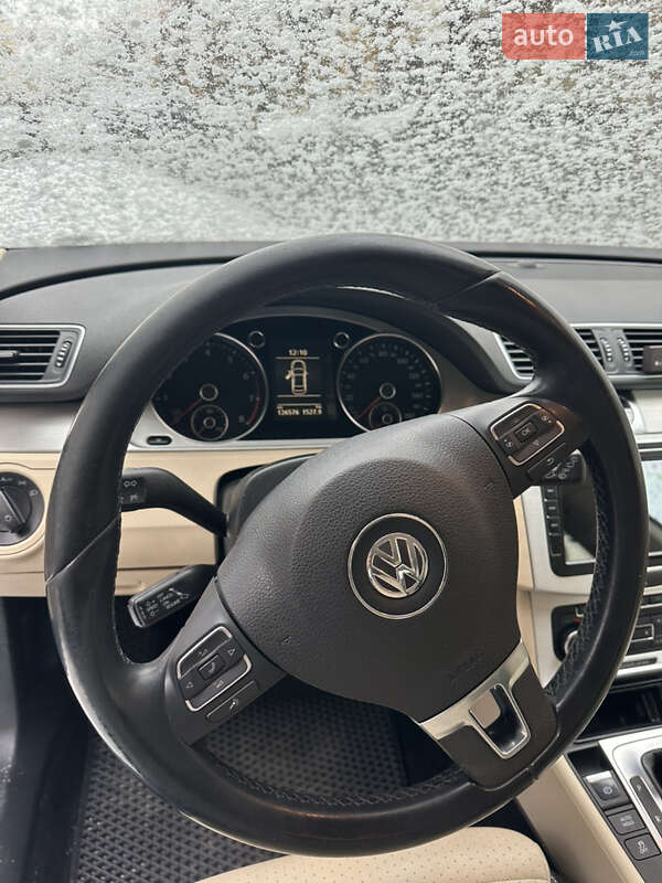 Купе Volkswagen CC / Passat CC 2011 в Ивано-Франковске