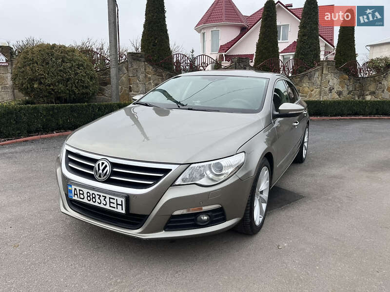 Купе Volkswagen CC / Passat CC 2010 в Могилев-Подольске