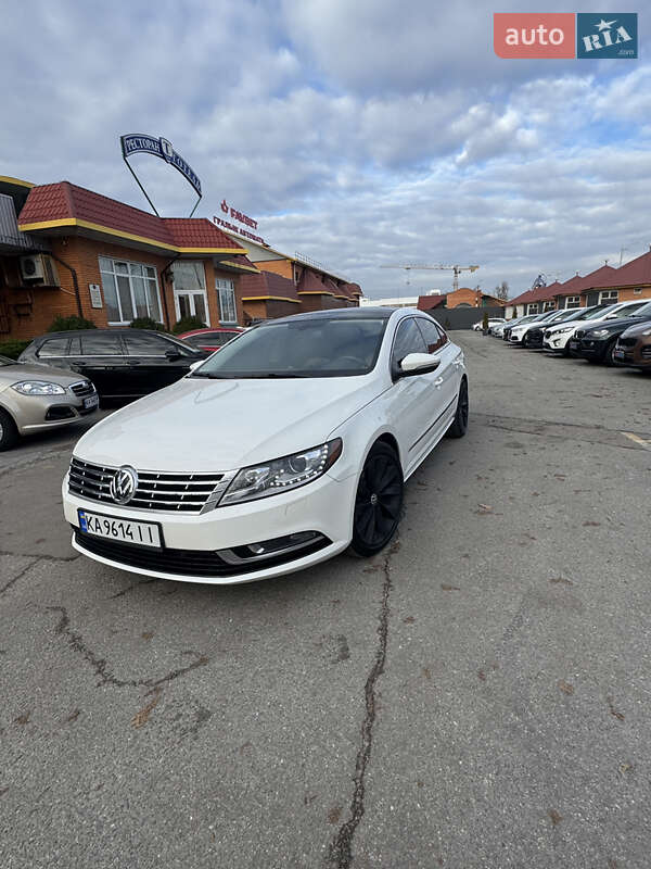 Купе Volkswagen CC / Passat CC 2012 в Києві