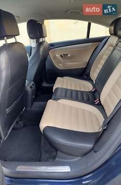 Купе Volkswagen CC / Passat CC 2012 в 