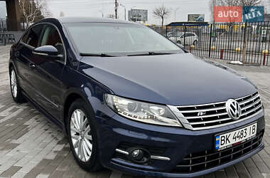 Купе Volkswagen CC / Passat CC 2014 в Києві