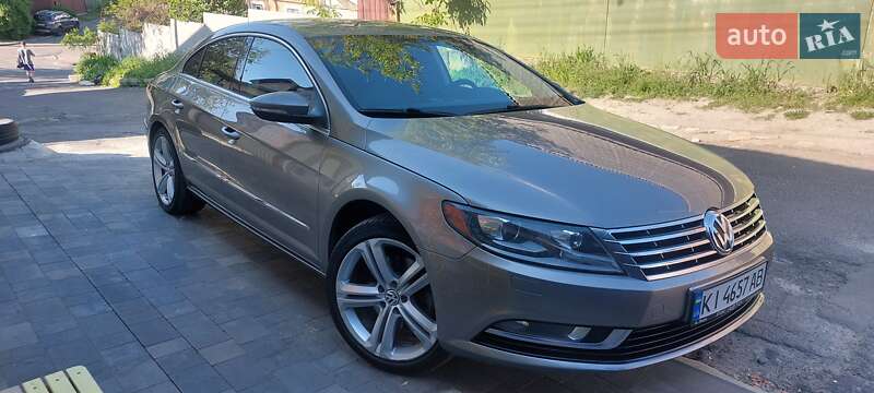 Купе Volkswagen CC / Passat CC 2012 в Киеве