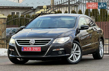 Купе Volkswagen CC / Passat CC 2010 в Самборі