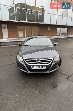 Купе Volkswagen CC / Passat CC 2010 в Киеве