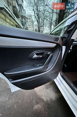Купе Volkswagen CC / Passat CC 2013 в 