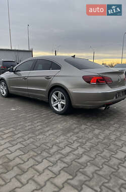 Купе Volkswagen CC / Passat CC 2013 в Львове