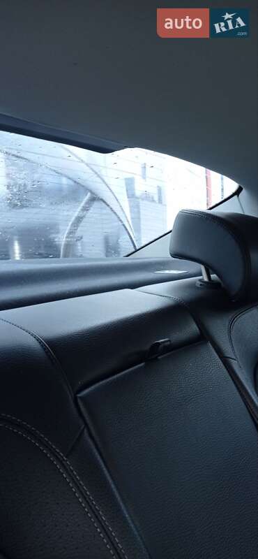 Купе Volkswagen CC / Passat CC 2011 в Львове