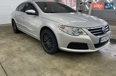 Купе Volkswagen CC / Passat CC 2011 в Києві