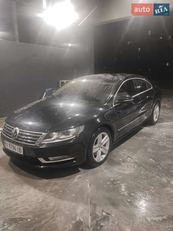 Купе Volkswagen CC / Passat CC 2013 в 