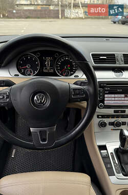 Купе Volkswagen CC / Passat CC 2012 в Здолбуніві