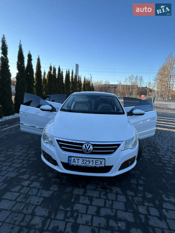Купе Volkswagen CC / Passat CC 2009 в Ивано-Франковске