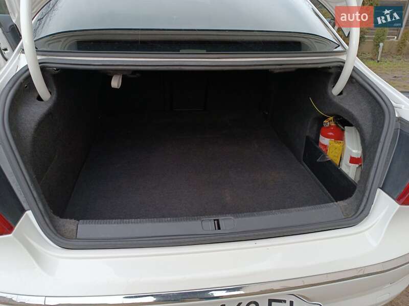 Купе Volkswagen CC / Passat CC 2011 в Луцьку