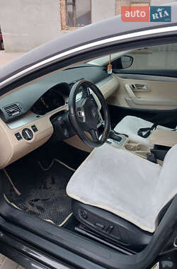 Купе Volkswagen CC / Passat CC 2009 в Сумах