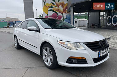 Купе Volkswagen CC / Passat CC 2011 в Києві