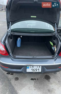 Купе Volkswagen CC / Passat CC 2010 в 