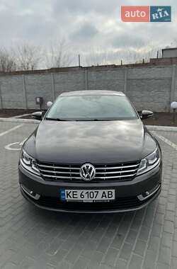 Купе Volkswagen CC / Passat CC 2015 в Львові