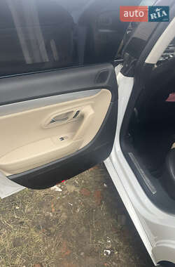 Купе Volkswagen CC / Passat CC 2013 в 