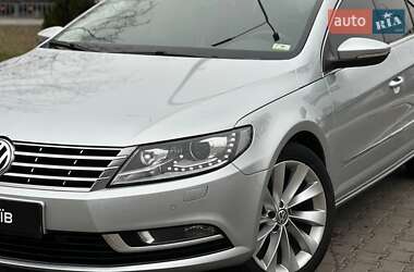 Купе Volkswagen CC / Passat CC 2013 в Києві