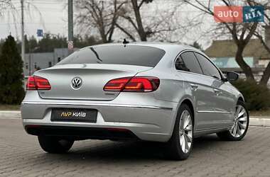 Купе Volkswagen CC / Passat CC 2013 в Києві