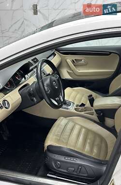 Купе Volkswagen CC / Passat CC 2012 в 