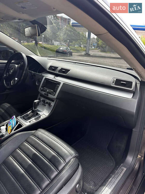 Купе Volkswagen CC / Passat CC 2012 в Львове фото 12 Купе Volkswagen CC / Passat CC 2012 в Львове