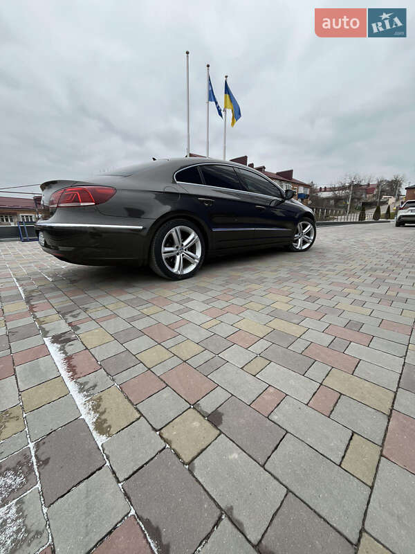 Купе Volkswagen CC / Passat CC 2012 в Городке