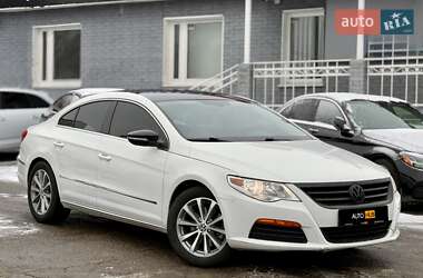 Купе Volkswagen CC / Passat CC 2010 в 
