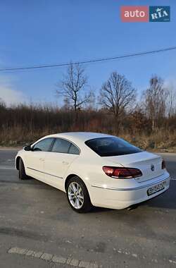 Купе Volkswagen CC / Passat CC 2013 в Львові