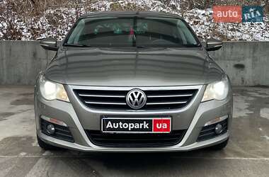 Купе Volkswagen CC / Passat CC 2011 в Киеве