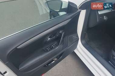 Купе Volkswagen CC / Passat CC 2011 в 