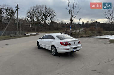 Купе Volkswagen CC / Passat CC 2011 в Киеве