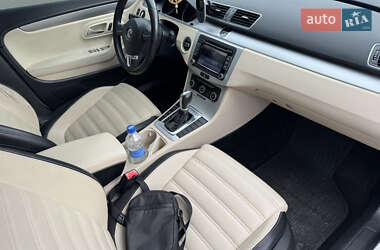 Купе Volkswagen CC / Passat CC 2011 в Киеве