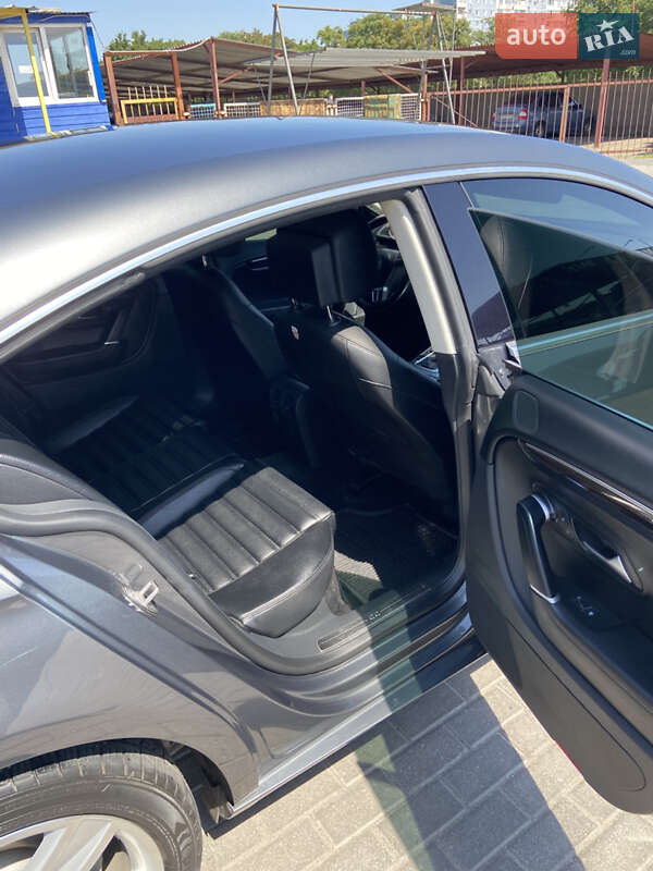 Купе Volkswagen CC / Passat CC 2016 в Запорожье