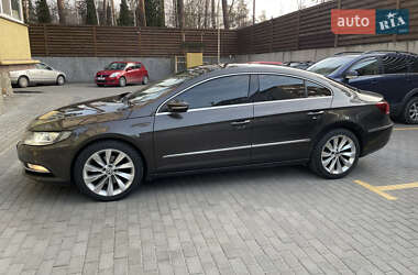 Купе Volkswagen CC / Passat CC 2013 в Киеве