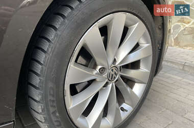 Купе Volkswagen CC / Passat CC 2013 в Киеве