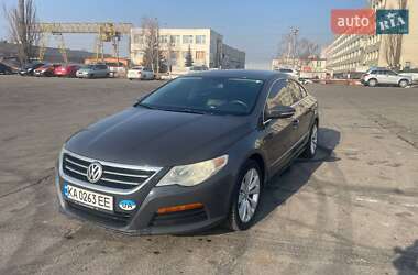 Купе Volkswagen CC / Passat CC 2011 в Києві