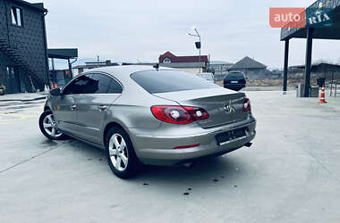 Купе Volkswagen CC / Passat CC 2010 в Львове