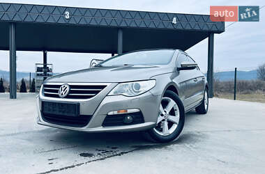 Купе Volkswagen CC / Passat CC 2010 в Львове