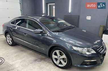 Купе Volkswagen CC / Passat CC 2010 в Луцьку