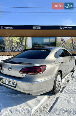 Купе Volkswagen CC / Passat CC 2013 в Києві